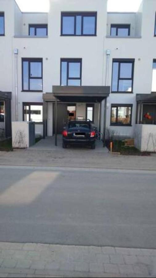 Privat Zimmer Richtung Messe ฮันโนเวอร์ ภายนอก รูปภาพ