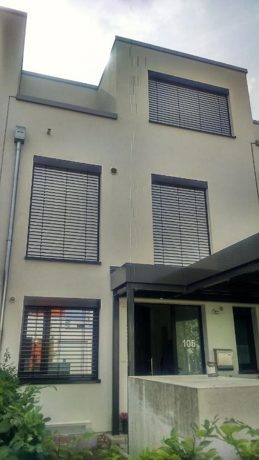 Privat Zimmer Richtung Messe ฮันโนเวอร์ ภายนอก รูปภาพ