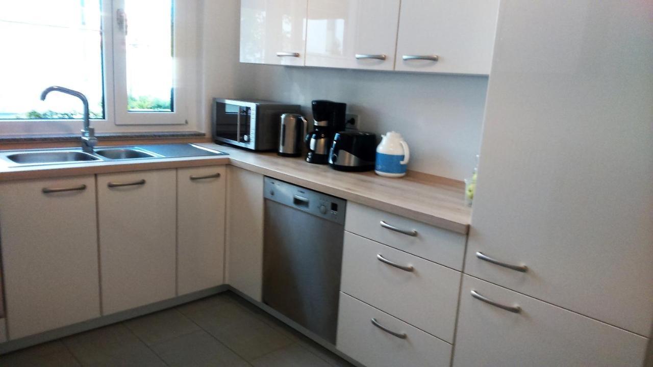 Privat Zimmer Richtung Messe ฮันโนเวอร์ ภายนอก รูปภาพ